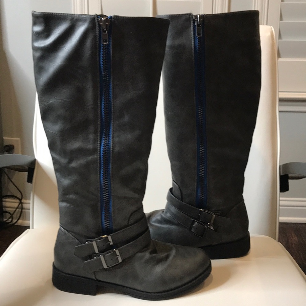 Worn once gray wide calf knee boots